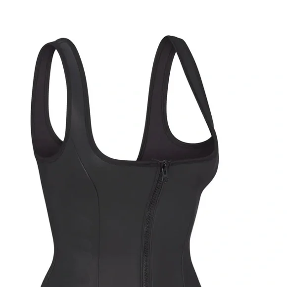 SKIMS - Picture 4 of 8